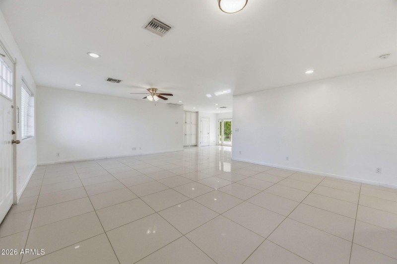 8-web-or-mls-13839 E Morgan Drvie - Main