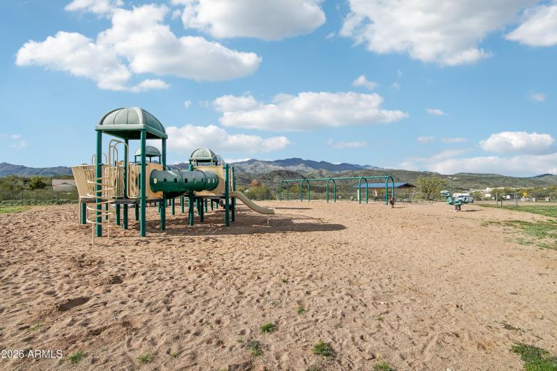 44-print-S April Dr-0601-902