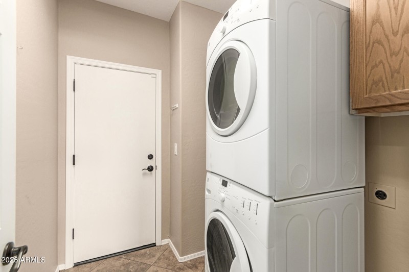 2361 W TURTLE HILL CT