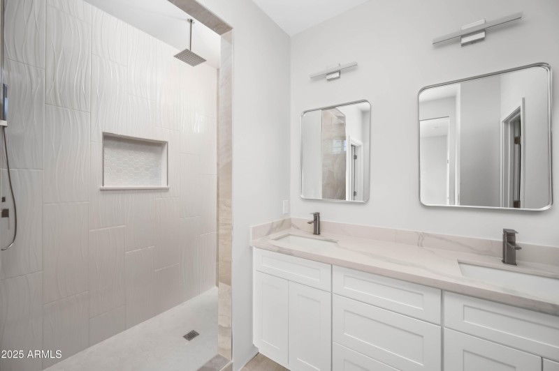 2135 S Hassayampa Rd Tonopah AZ 85354 H2