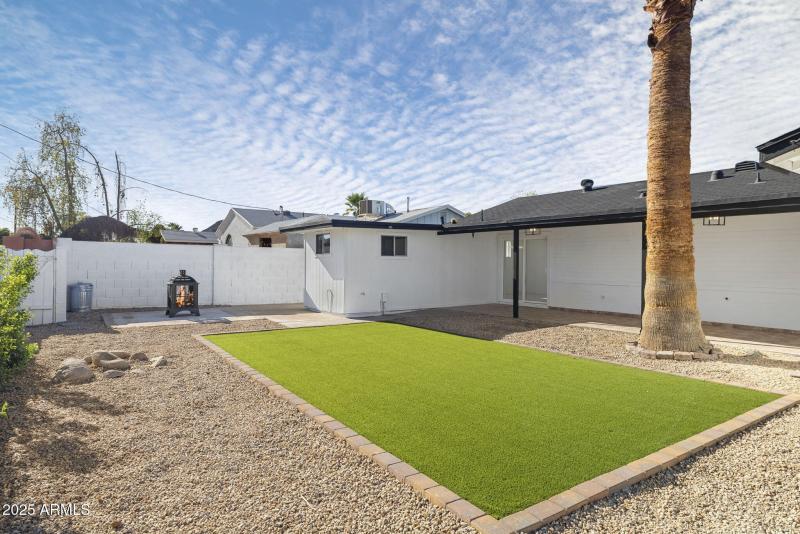 6725 E Moreland St Scottsdale - 375