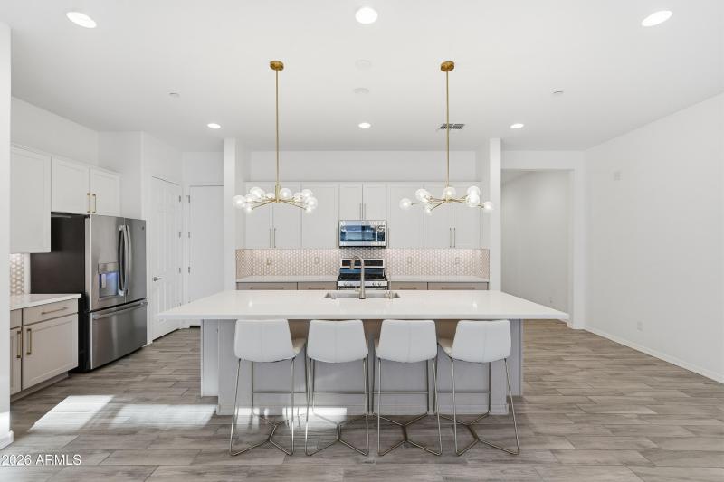 Upgraded kitchen, designer lighting