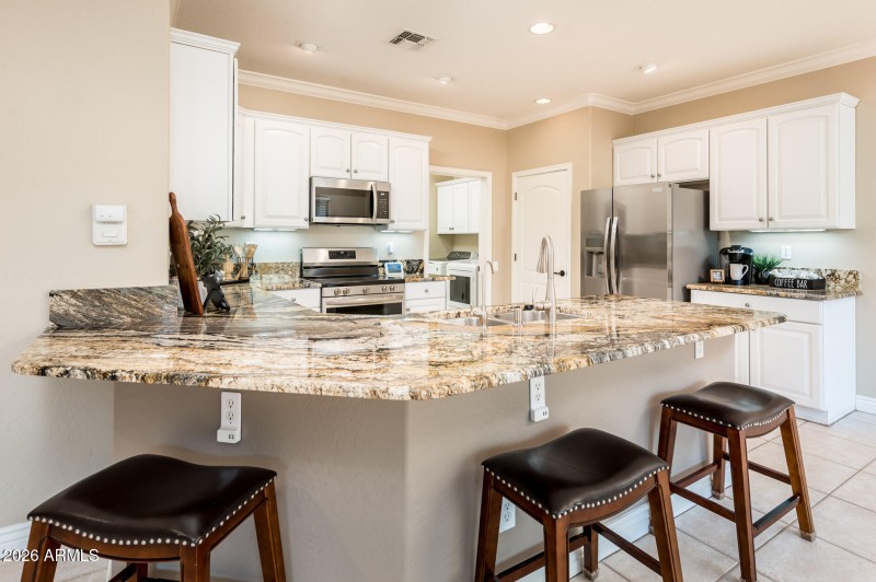 Upgraded Granite Custom Counters