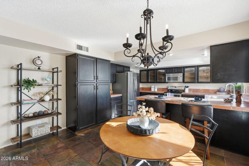 Breakfast nook & kitchen