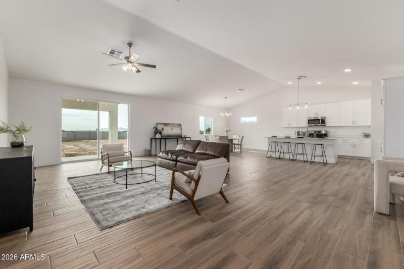 09 Sandstone Mountain