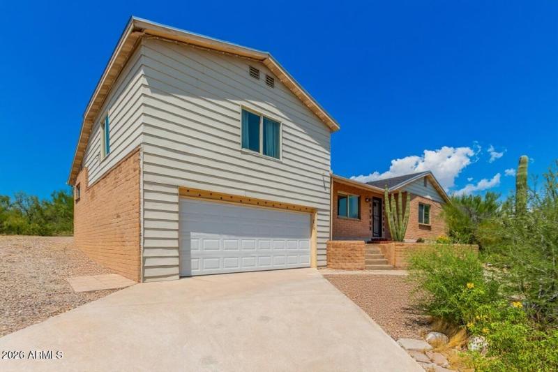 01 Virtually Staged Front of House