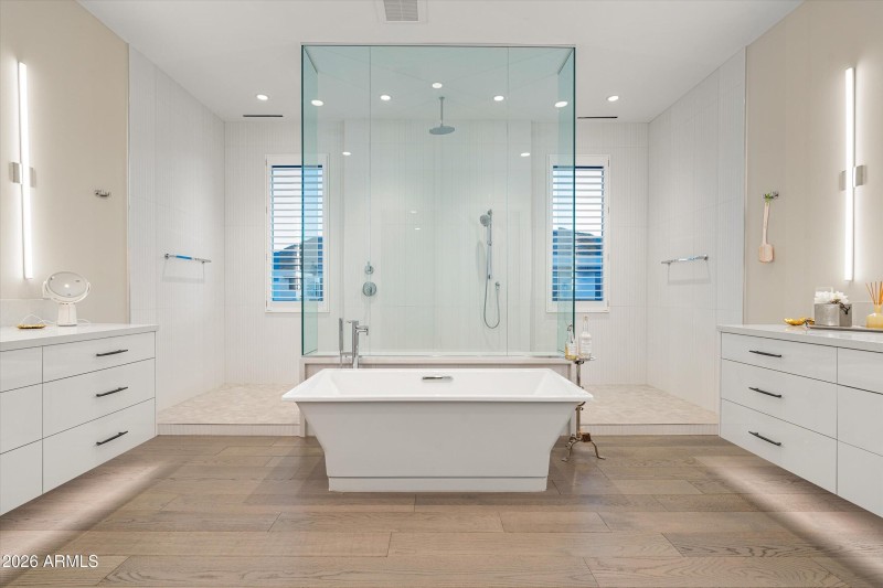 029_Primary Bathroom