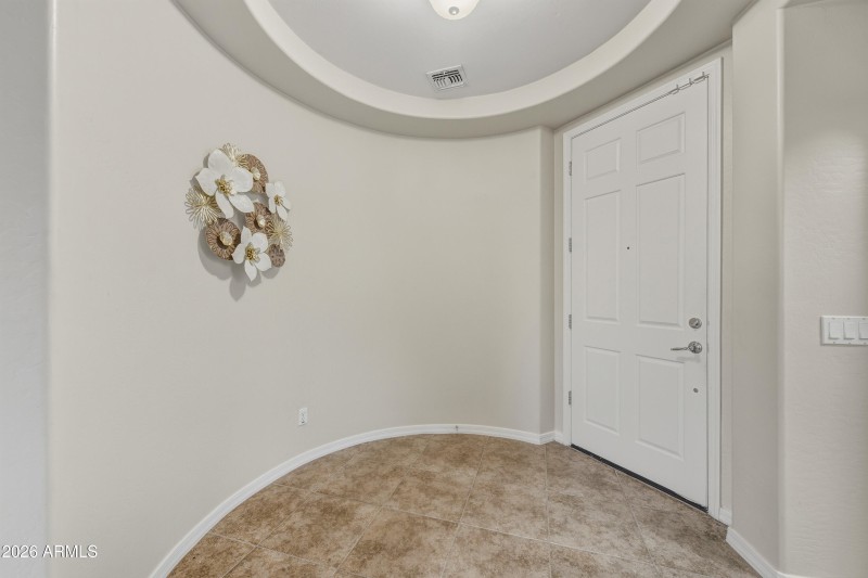 Entry/Foyer