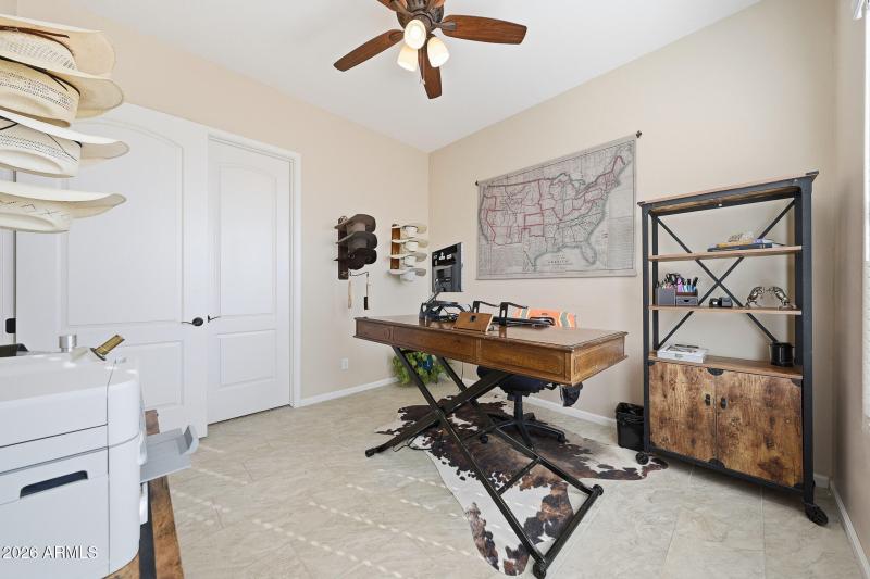 Guest bed 1 east wing