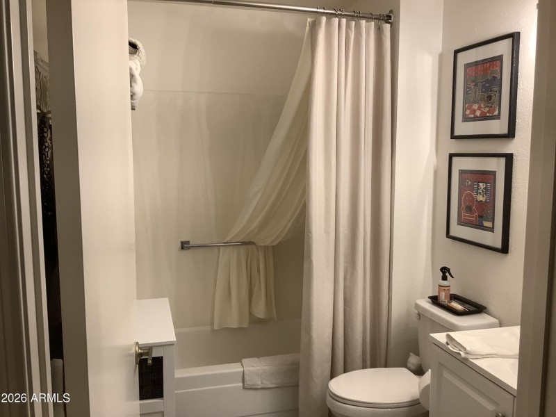 16) 66679-69610efe27fe3