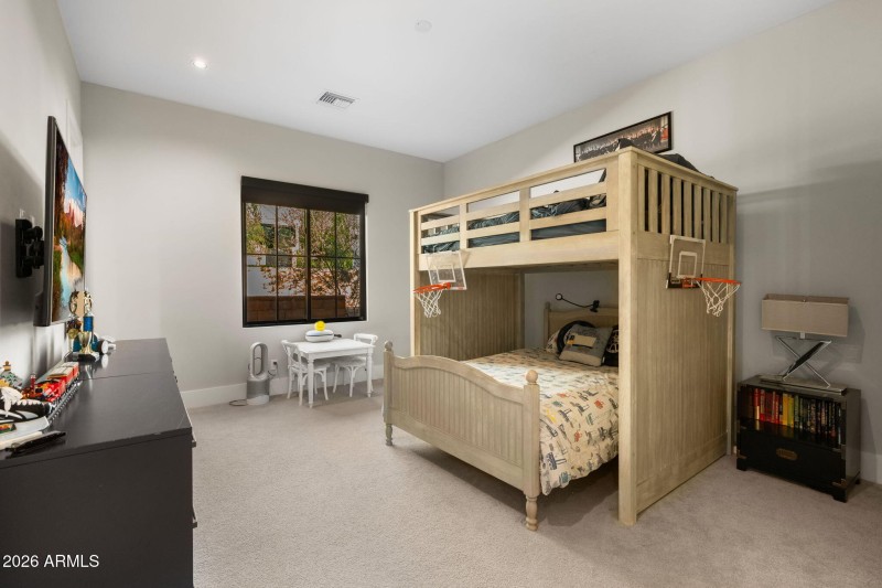 46-web-or-mls-22407-n-89th-st