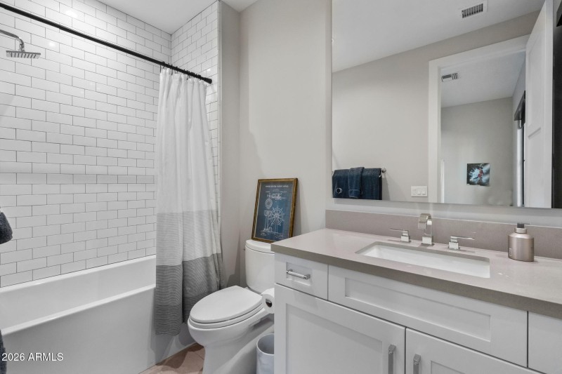 47-web-or-mls-22407-n-89th-st