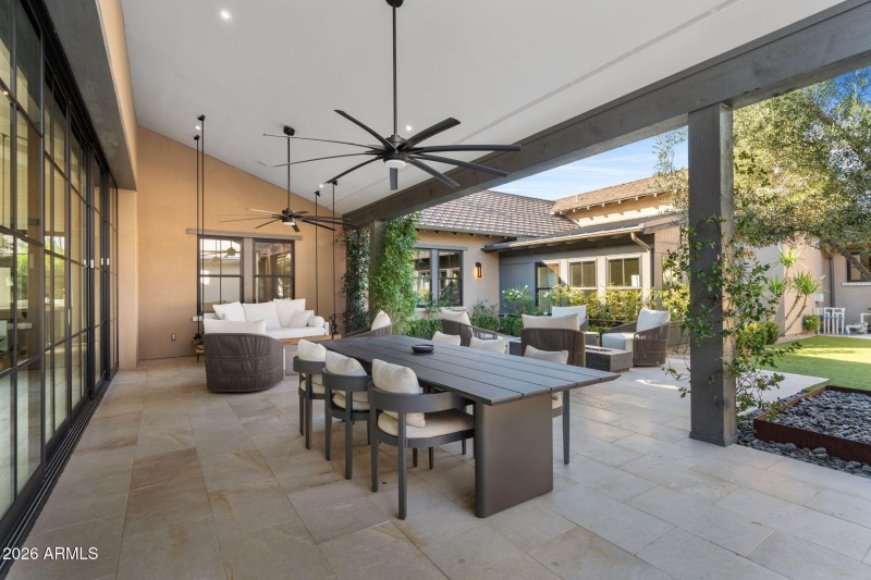 62-web-or-mls-22407-n-89th-st