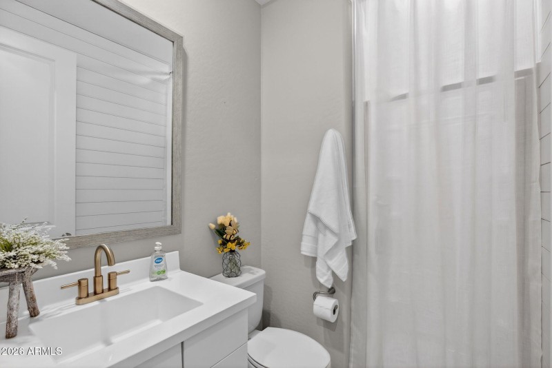 30-web-or-mls-08- W Rainbow Bridge Ln