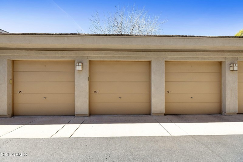 Detached Garage