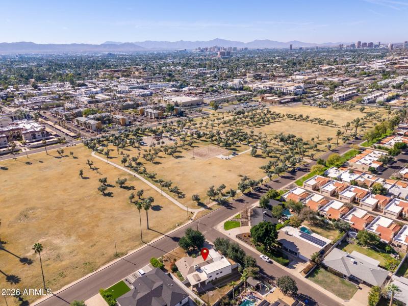 3002 E Glenrosa Ave, 01-15 - 30