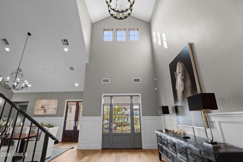 Breath taking front entry