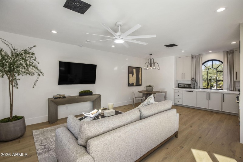 67-web-or-mls-D46A5346