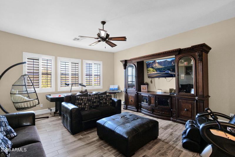 15-web-or-mls-P1448178