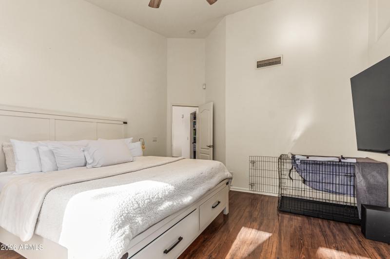 696c93_15 Paradise (1)