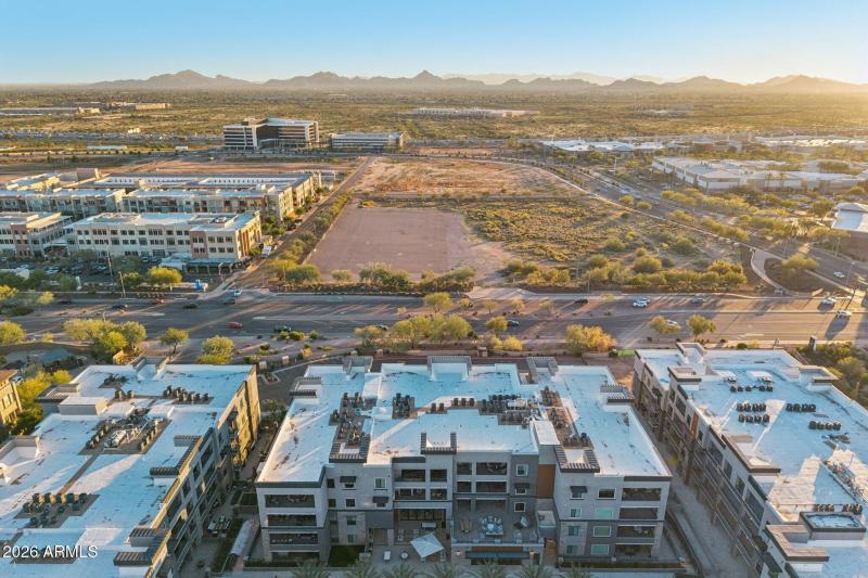 51-web-or-mls-E Deer Valley Dr-S1701-051