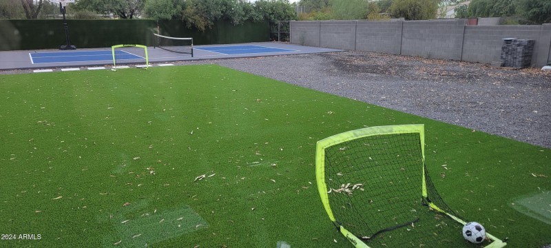 AA 76 SOCCOR SPORT PICKLEBALL COURT 7-22