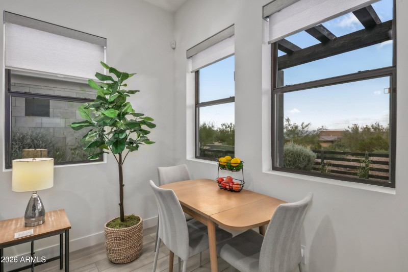 057_Casita Dining Space with Views