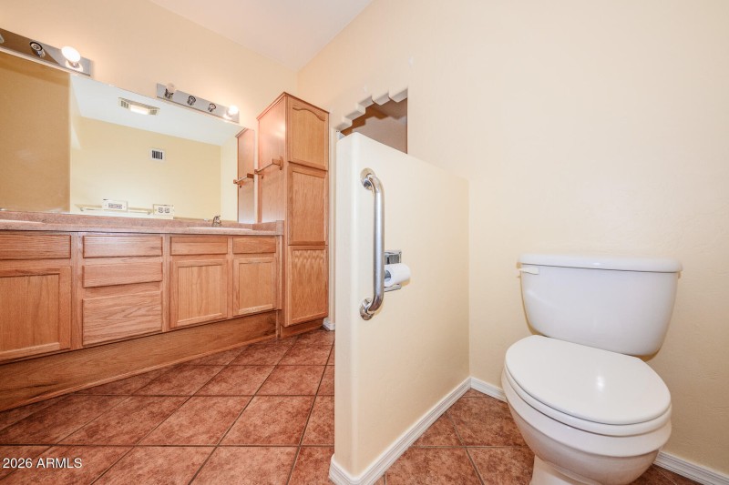 045 - 511 S. Clubhouse Lane