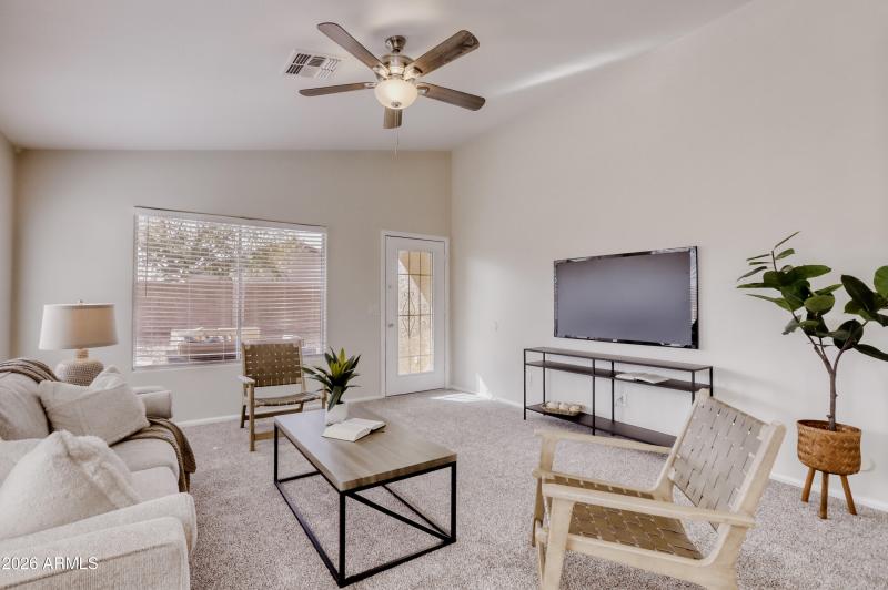 12333 W Marshall Ave - MLS Sized - 008