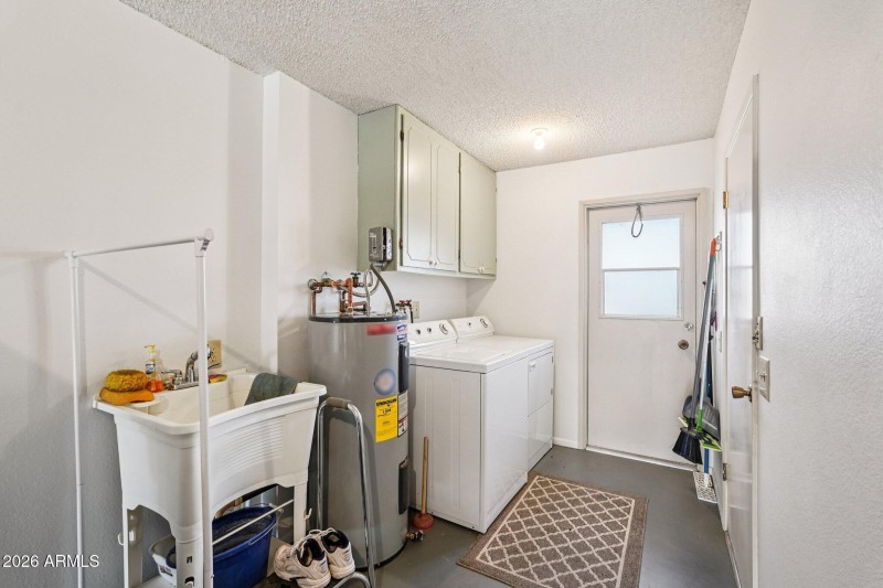 24-web-or-mls-W Sandstone Dr-S2401-024