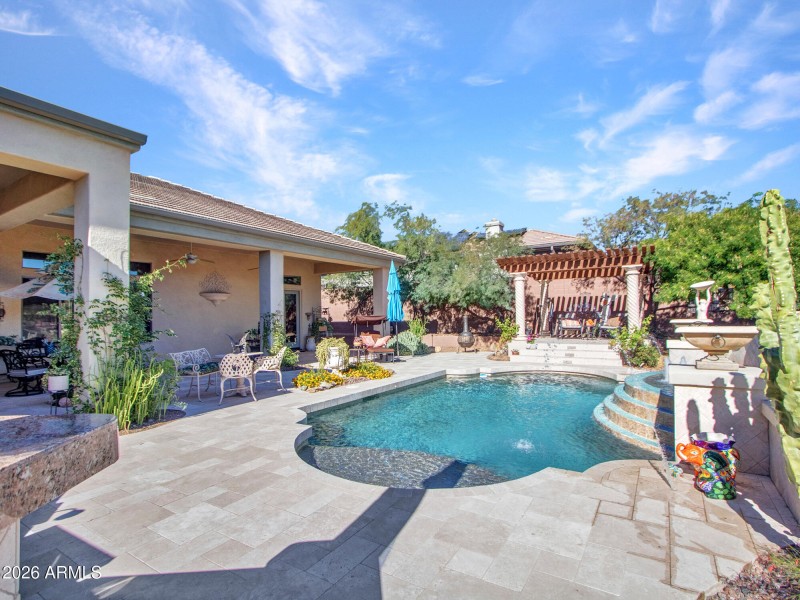 17-Backyard-pool-deck-(5)