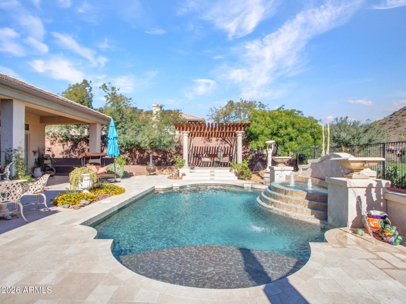 17-Backyard-pool-deck-(9)