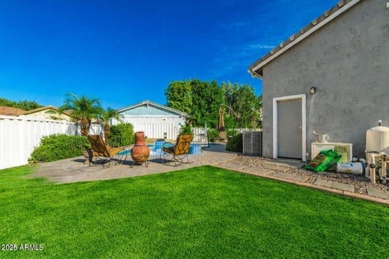 ChatGPT Image Jan 24, 2026, 06_27_33 PM