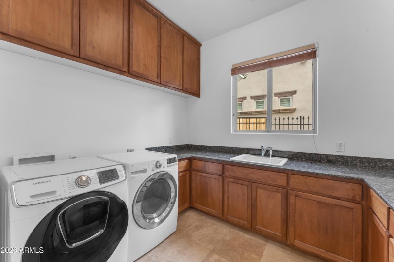 Laundry with Storage