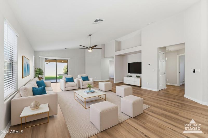 08-Living Room (virtually staged)