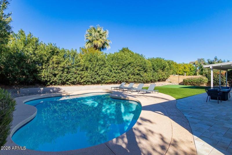 20250328180750899366000000-o