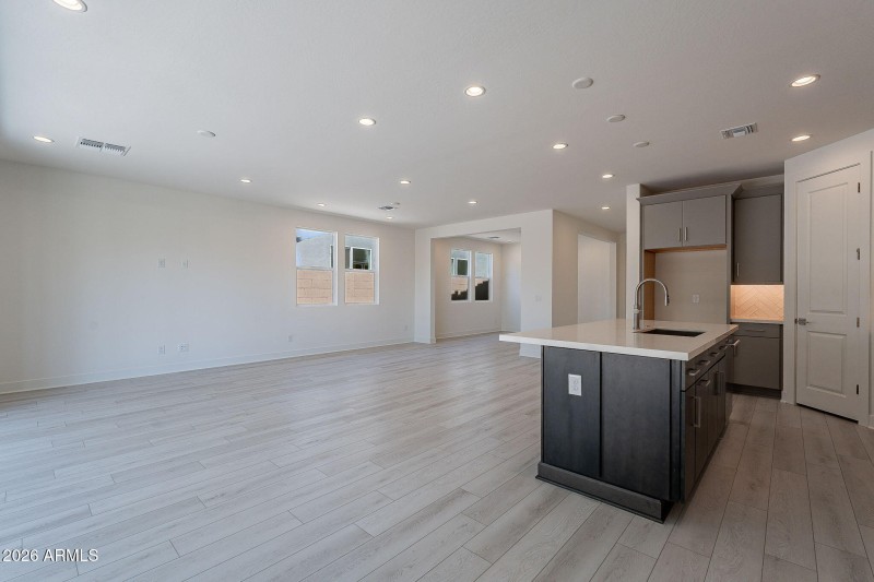 174-web-or-mls-Carlisle-7