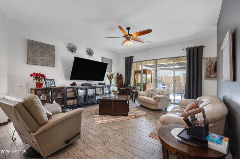 369 W Glacier Bay Dr-19