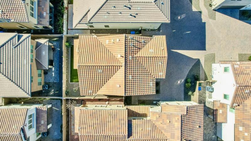 3B1A72BF-1DF9-4383-807F-ADD4C8856986_1_2