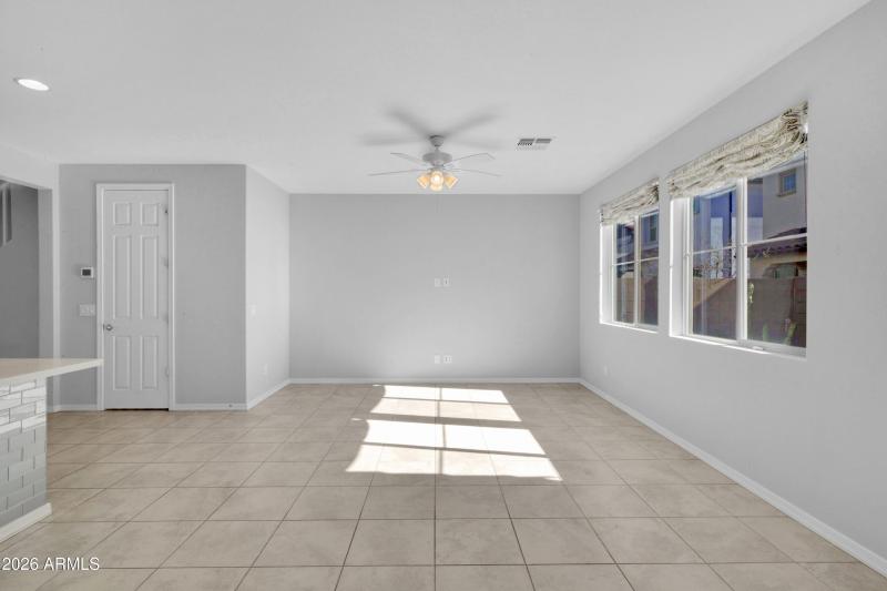 20DB6BD7-242A-4146-B93A-1EB683EA3108_1_2