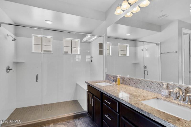 DDD76007-E40D-401C-B3E1-D1ADA06398B5_1_2