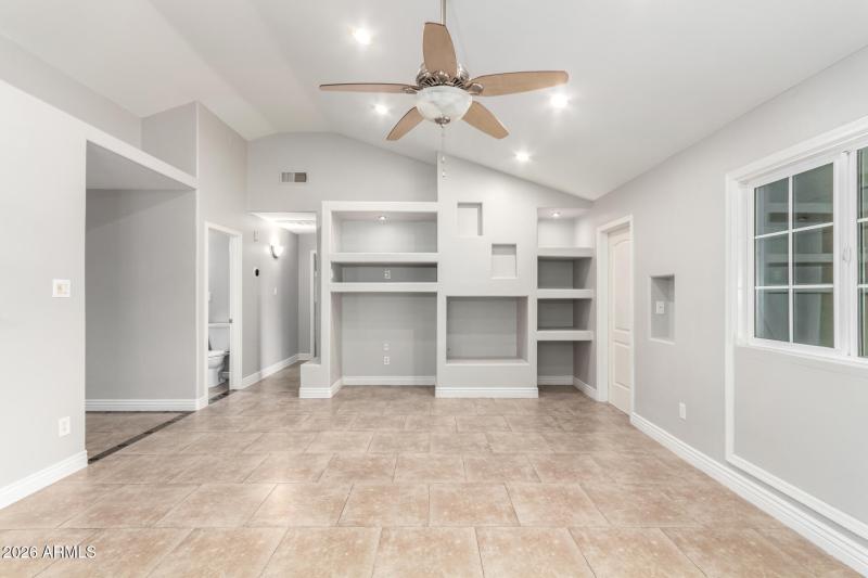 4637 E GRANADA RD, Phoenix, AZ 85008