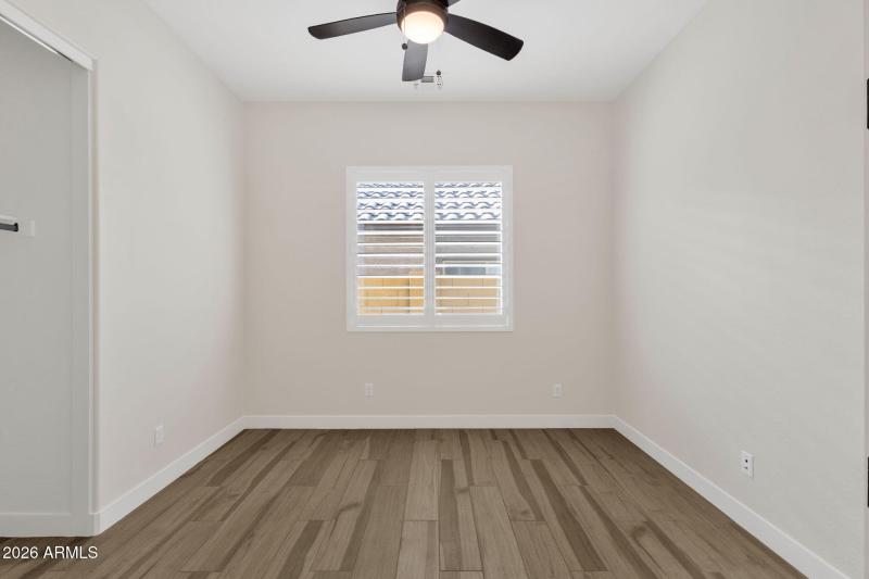 8-web-or-mls-5924-e-redmont-dr