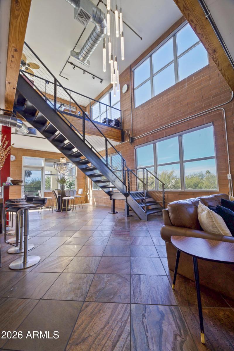 E6D8BFF1-3145-4B8C-A2E5-08CFFF6BFEE0