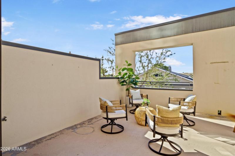 43D5631D-5A8C-4C68-B230-BC45697D666F_1_2