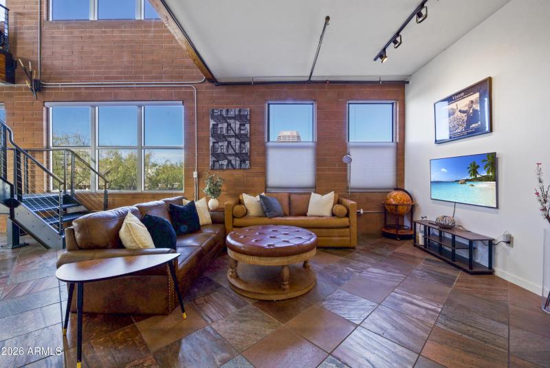 6FAC8375-CE64-46F9-9EDB-85EB1935DE1C