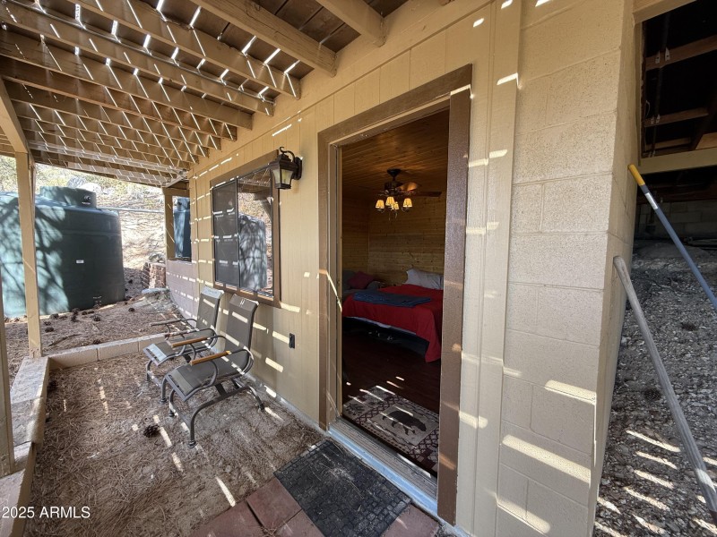 Flex room under house