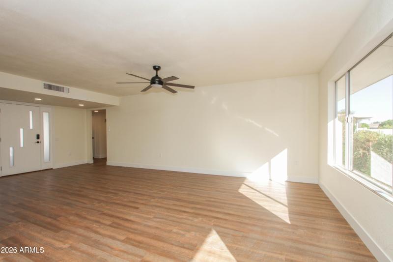 10729 W Amber Trl-16