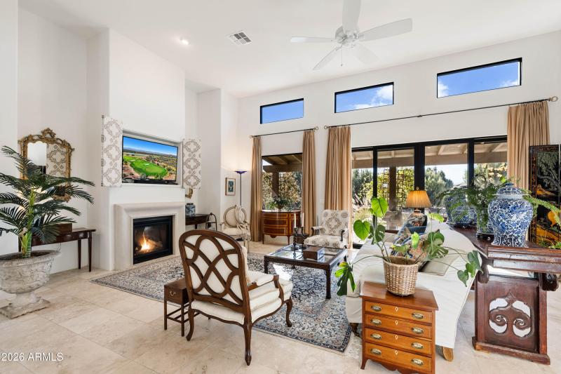 21-Living Room (1) Edit