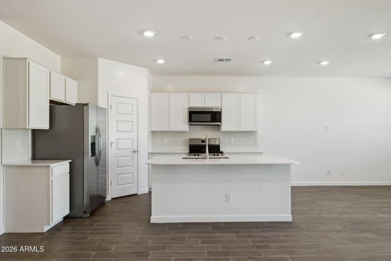 7-web-or-mls-2317-s-125th-dr-lot-157-del